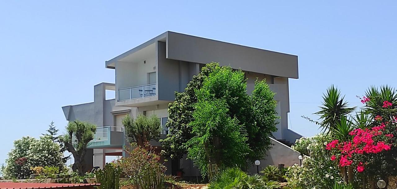 Villa Orizzonte Sullo Jonio 阿沃拉 外观 照片