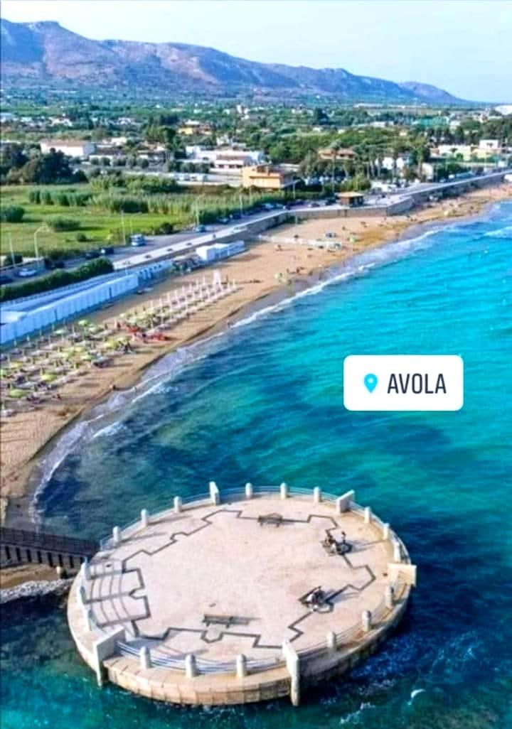 Villa Orizzonte Sullo Jonio 阿沃拉 外观 照片